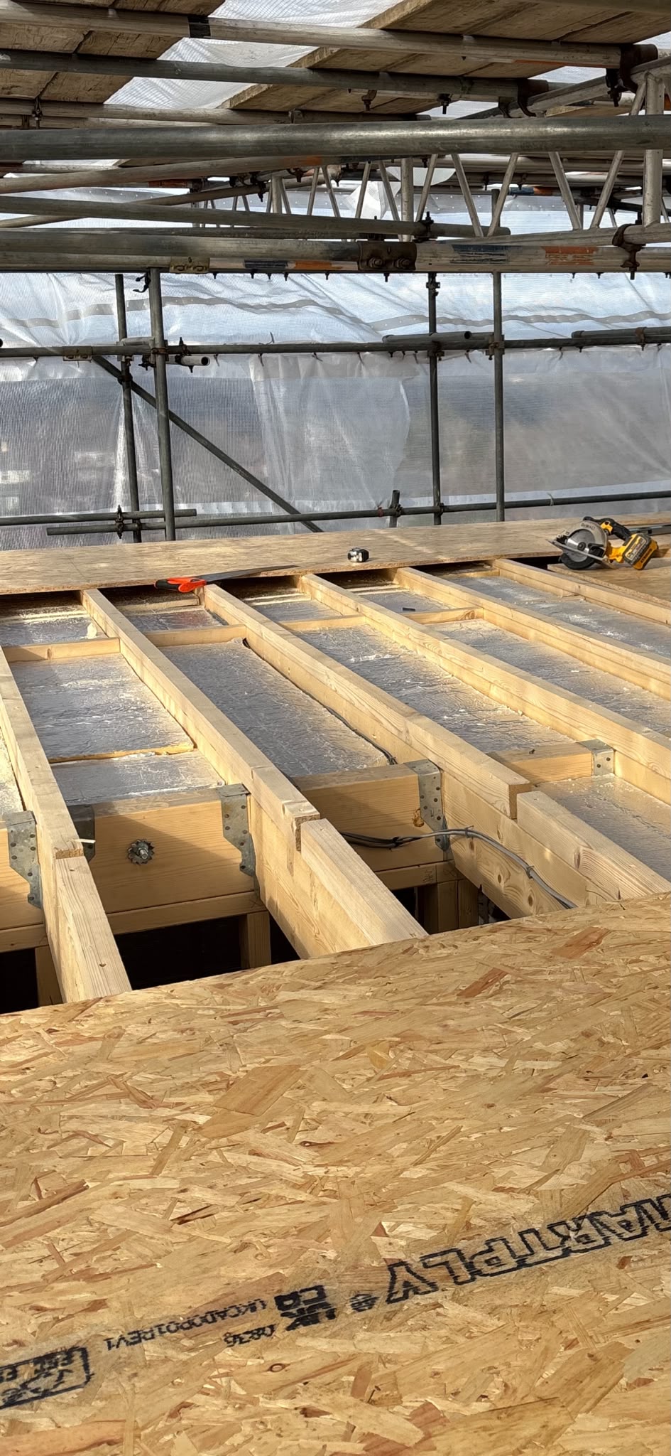 Warm flat roof insulation